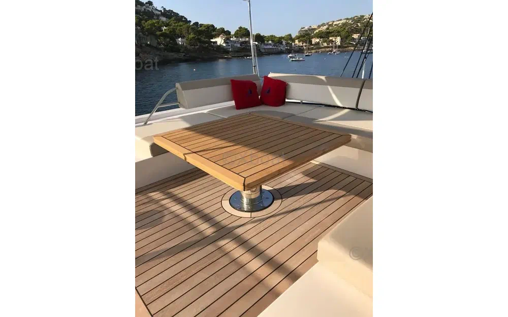 slider 6 Privilege Marine Privilege Serie 6