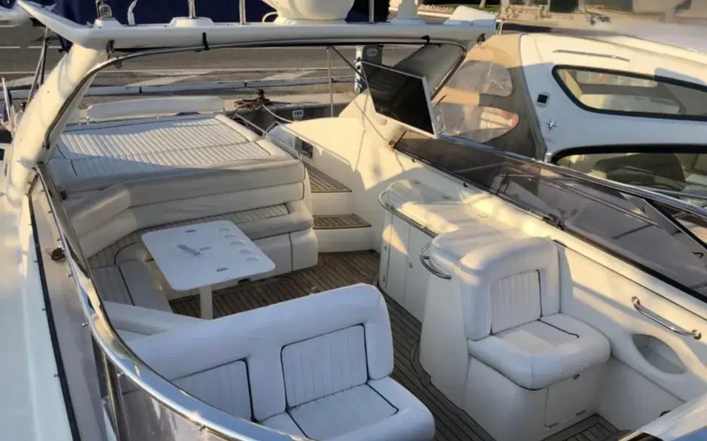 slider 1 Sunseeker Commanche 40
