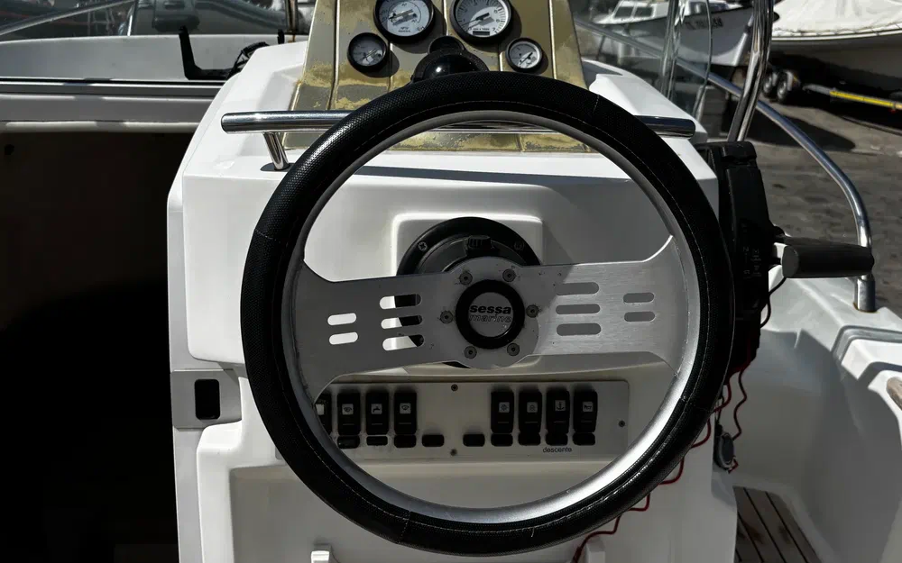 slider 3 Sessa Marine Key Largo 22 Cabine