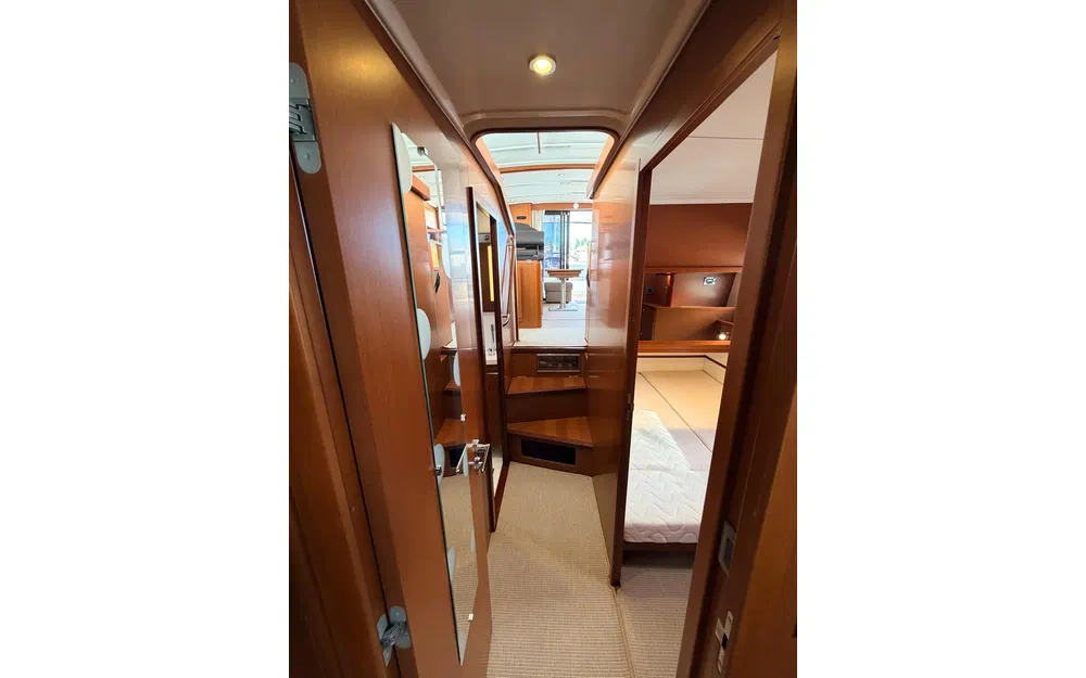 slider 12 Beneteau Swift Trawler 44
