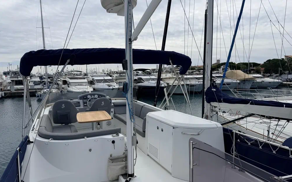 slider 5 Beneteau Swift Trawler 44