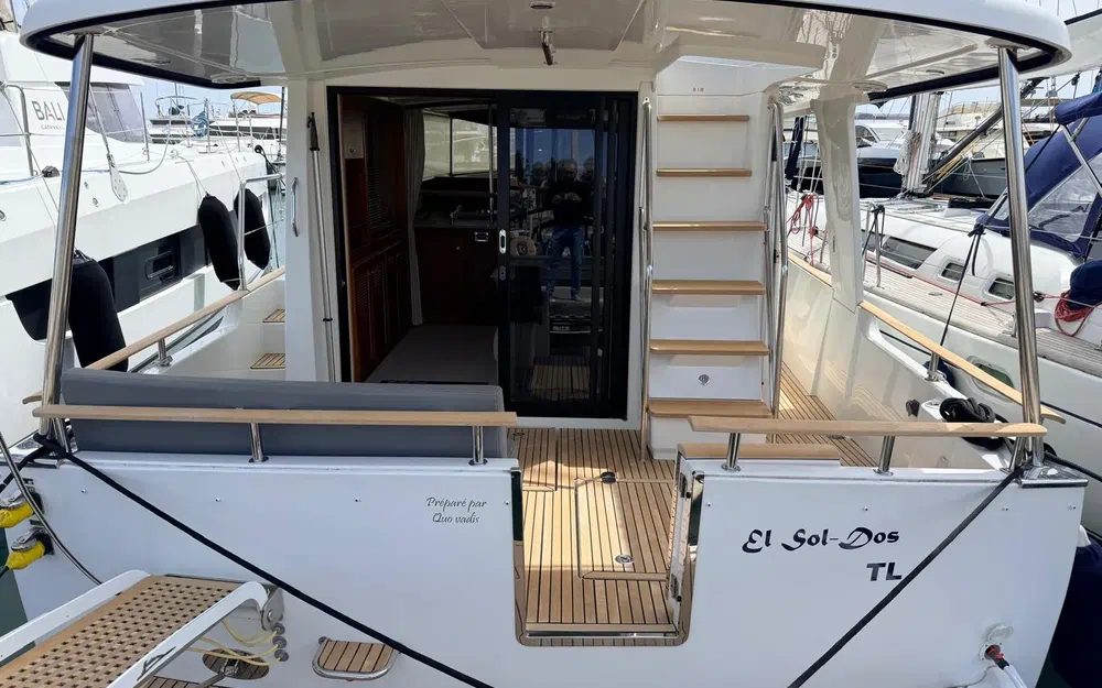 slider 2 Beneteau Swift Trawler 44
