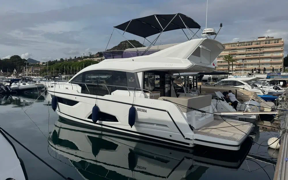 slider 0 Sealine F430