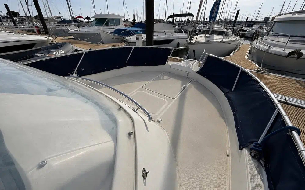 slider 9 White Shark 228