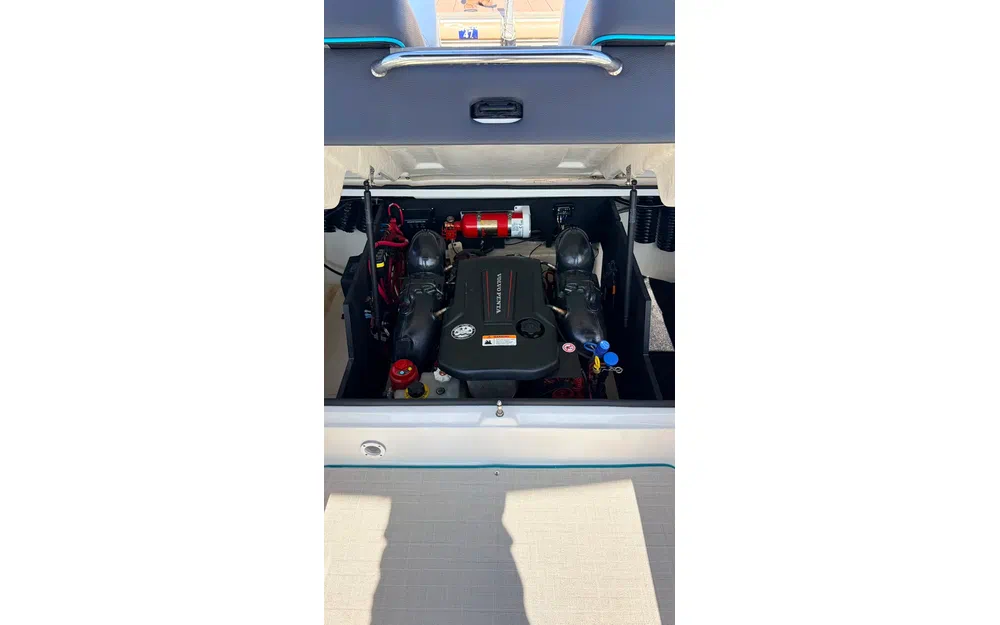 slider 5 Regal LS6