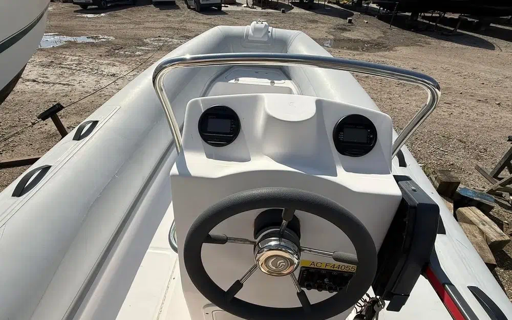 slider 5 Capelli Tempest 500