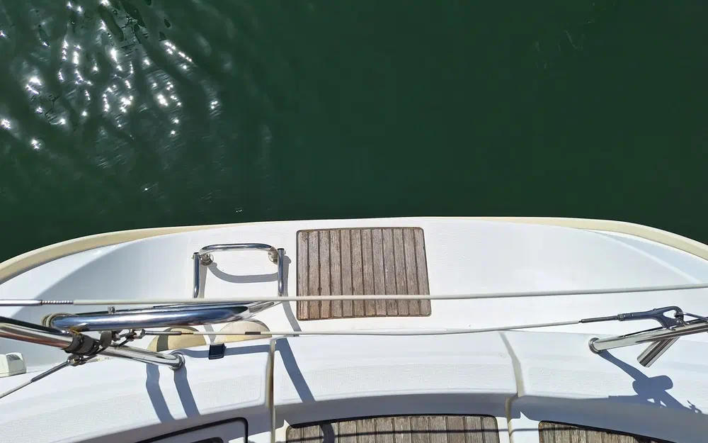slider 9 Beneteau Oceanis 323 Clipper