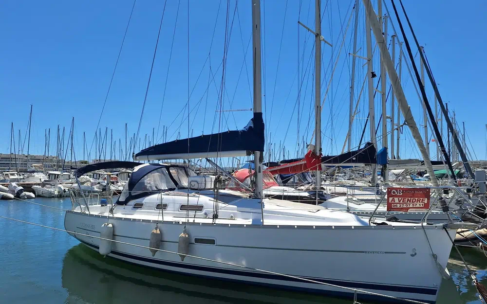 slider 17 Beneteau Oceanis 323 Clipper