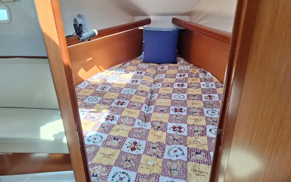 slider 6 Beneteau Oceanis 323 Clipper