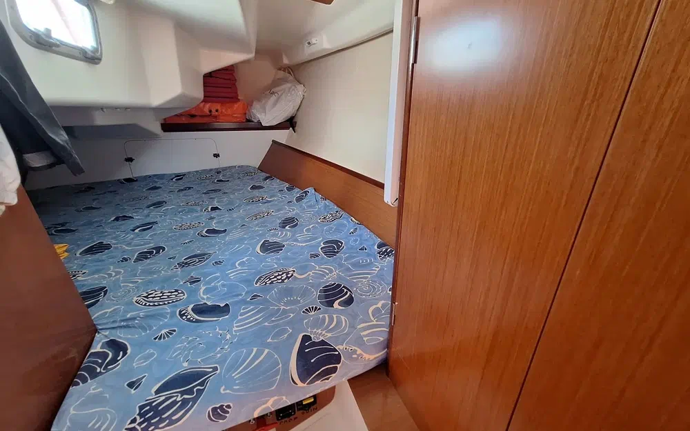 slider 8 Beneteau Oceanis 323 Clipper