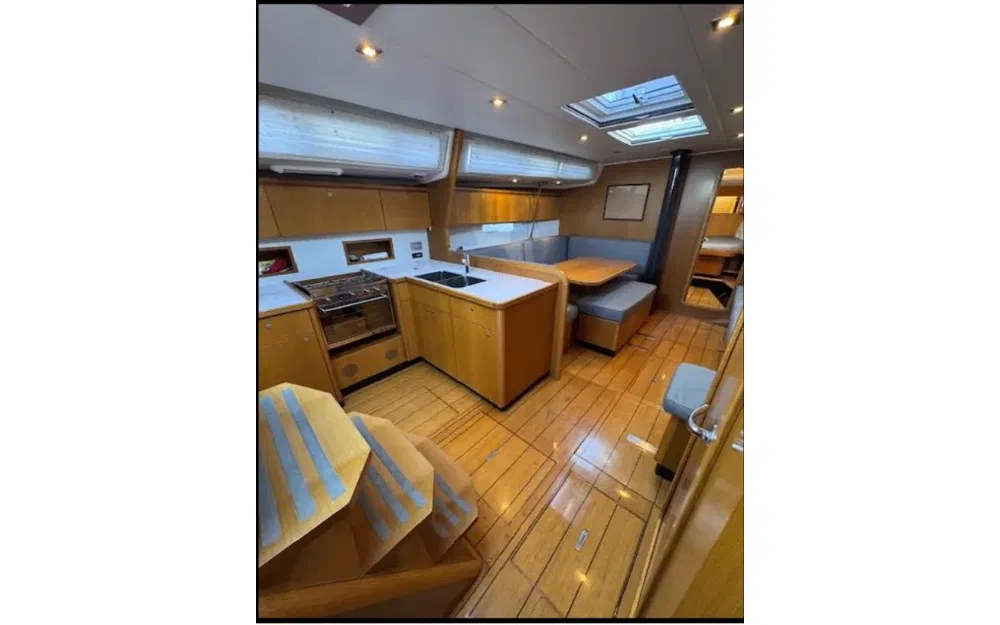 slider 8 Grand Soleil 46