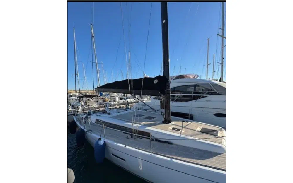 slider 1 Grand Soleil 46