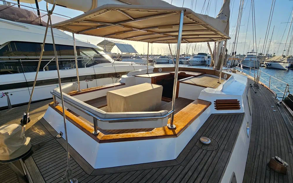 slider 12 Lagoon Royal Pilot Saloon 65- SERENA