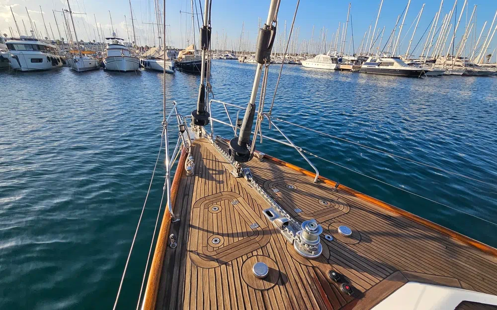 slider 15 Lagoon Royal Pilot Saloon 65- SERENA