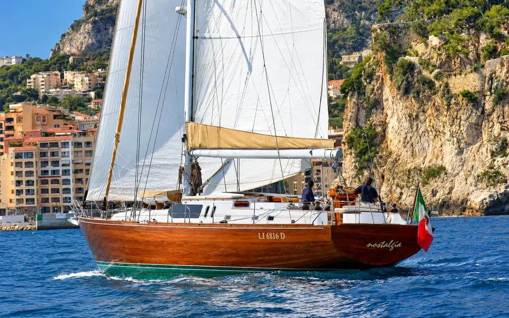 slider 0 Lagoon Royal Pilot Saloon 65- SERENA
