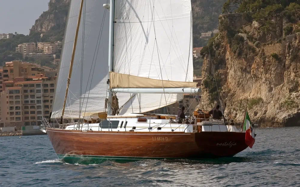 slider 0 Lagoon Royal Pilot Saloon 65- SERENA