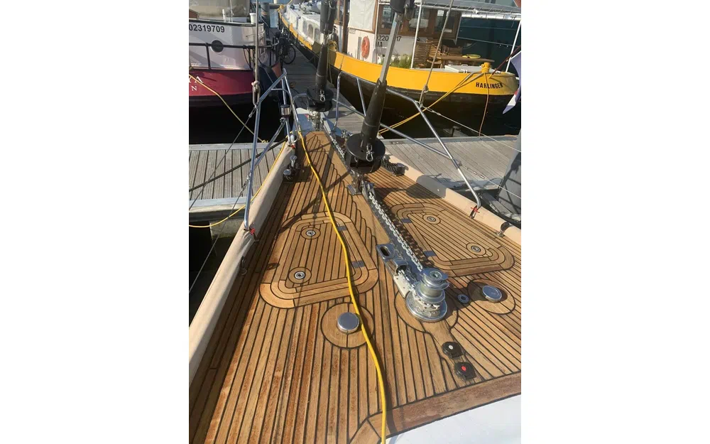 slider 19 Lagoon Royal Pilot Saloon 65- SERENA