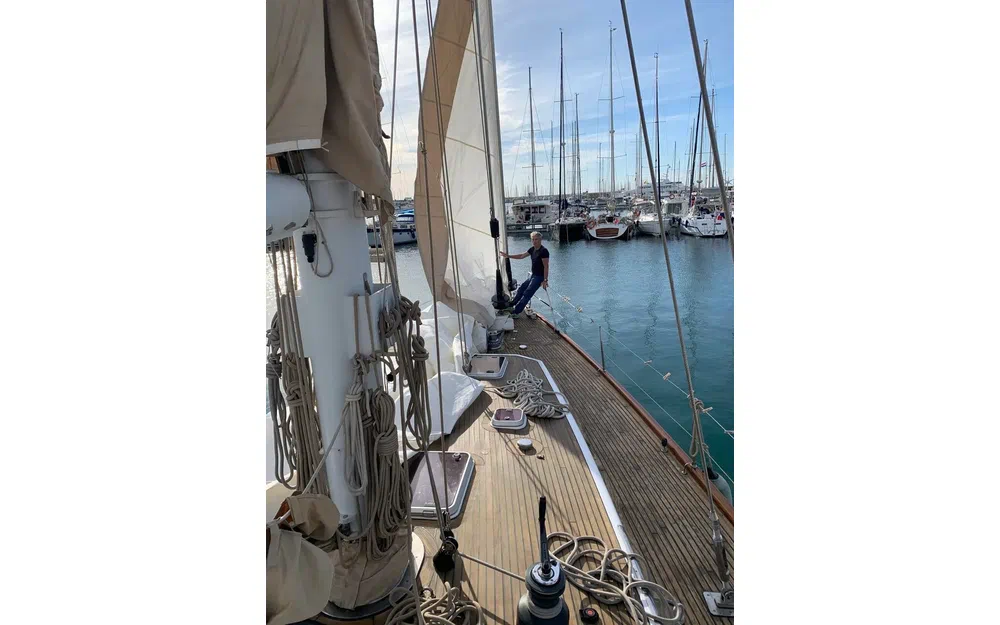 slider 24 Lagoon Royal Pilot Saloon 65- SERENA
