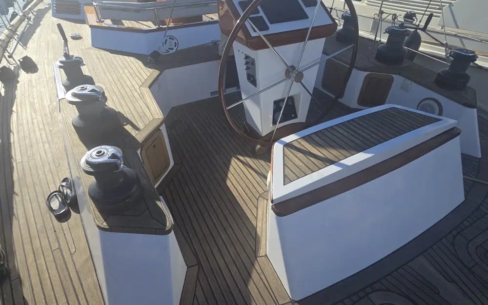 slider 27 Lagoon Royal Pilot Saloon 65- SERENA