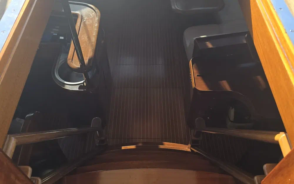 slider 28 Lagoon Royal Pilot Saloon 65- SERENA