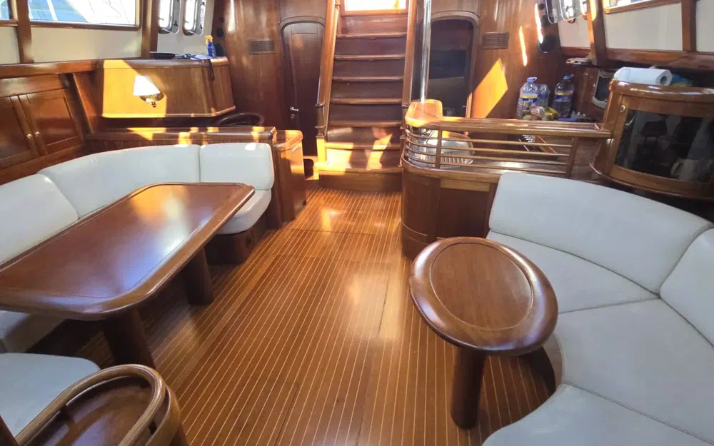 slider 34 Lagoon Royal Pilot Saloon 65- SERENA