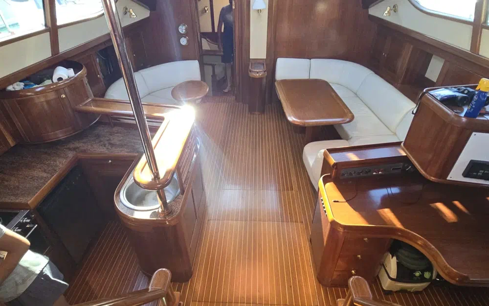 slider 35 Lagoon Royal Pilot Saloon 65- SERENA