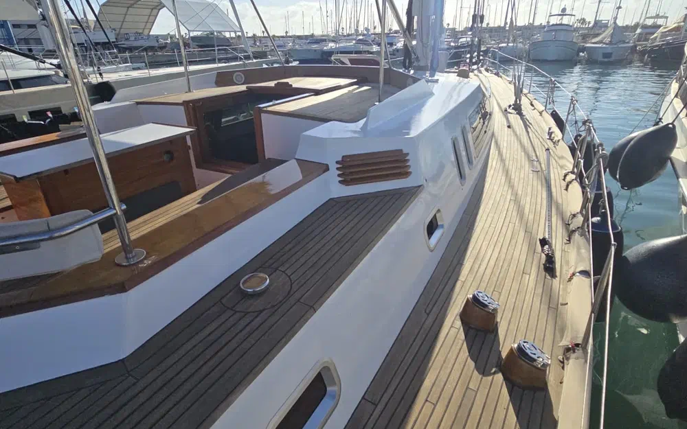 slider 37 Lagoon Royal Pilot Saloon 65- SERENA