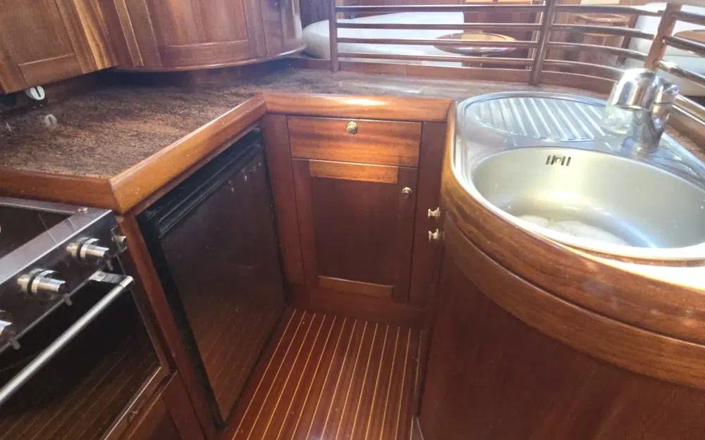 slider 43 Lagoon Royal Pilot Saloon 65- SERENA