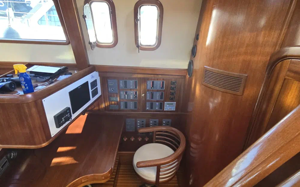 slider 45 Lagoon Royal Pilot Saloon 65- SERENA