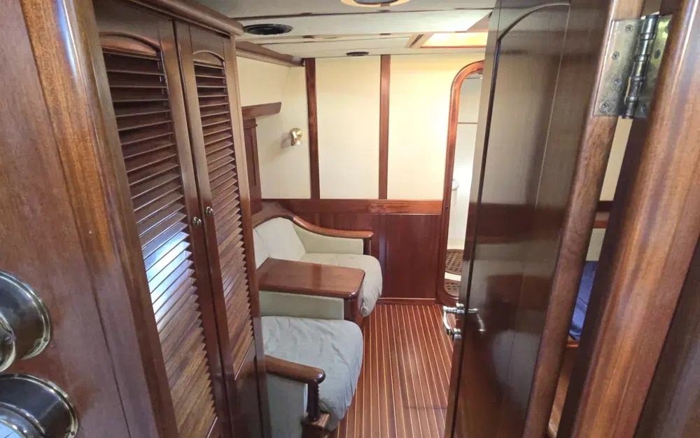 slider 52 Lagoon Royal Pilot Saloon 65- SERENA
