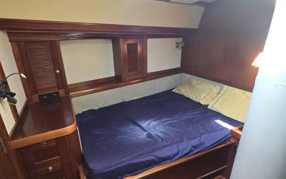 slider 65 Lagoon Royal Pilot Saloon 65- SERENA