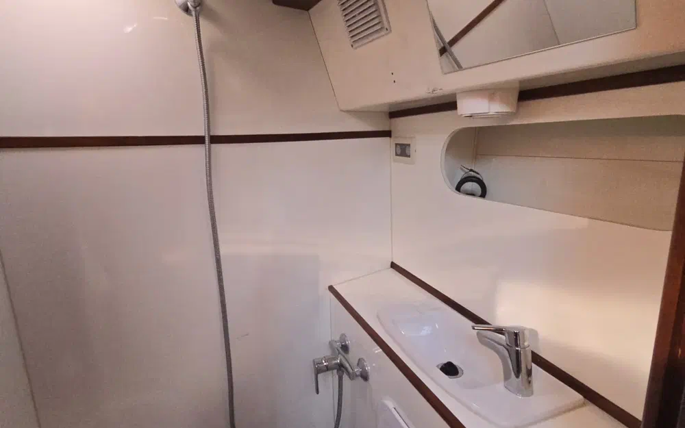 slider 85 Lagoon Royal Pilot Saloon 65- SERENA