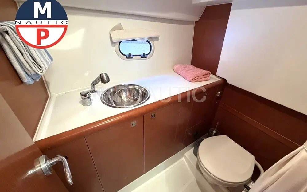 slider 20 Jeanneau Merry Fisher 10