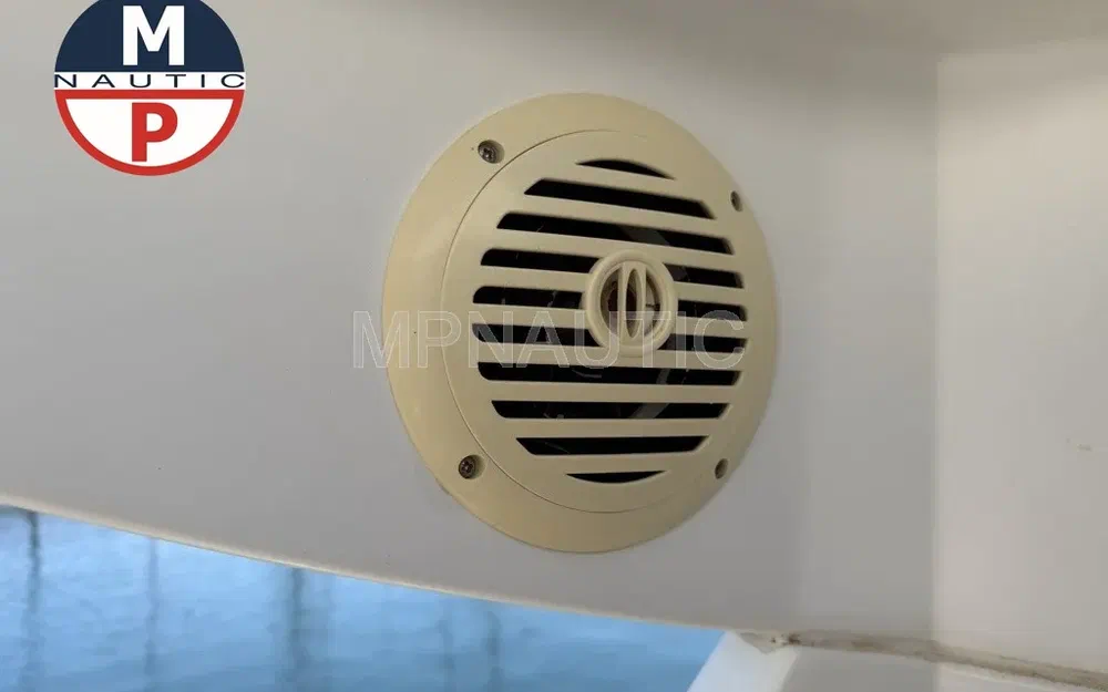 slider 6 Jeanneau Merry Fisher 10