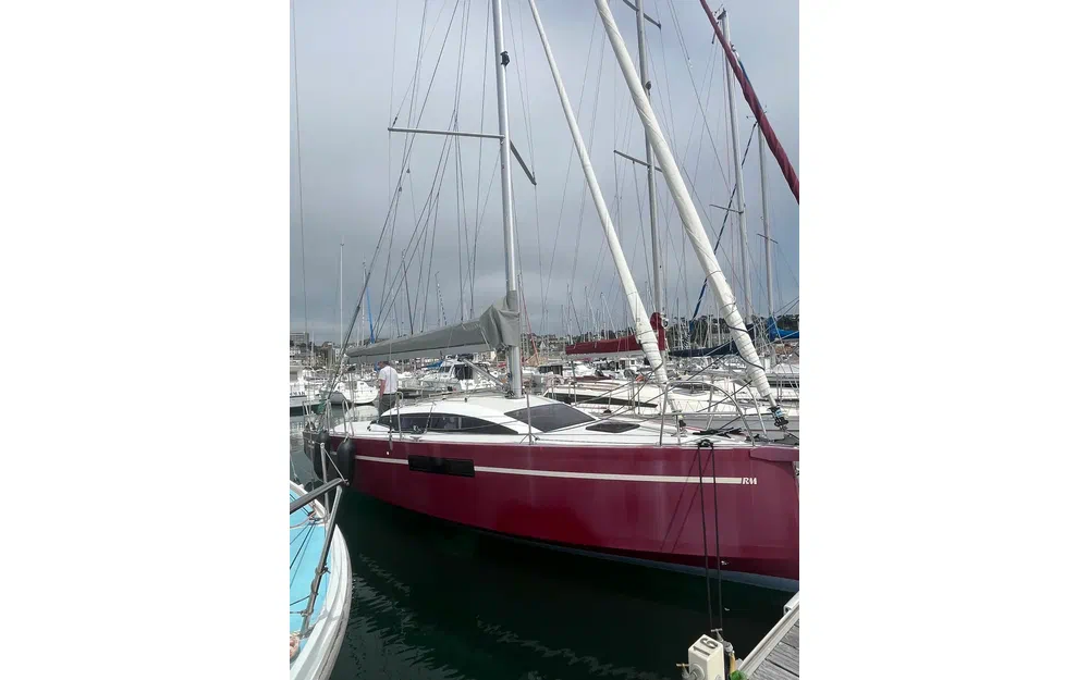 slider 0 RM Yachts RM 890+