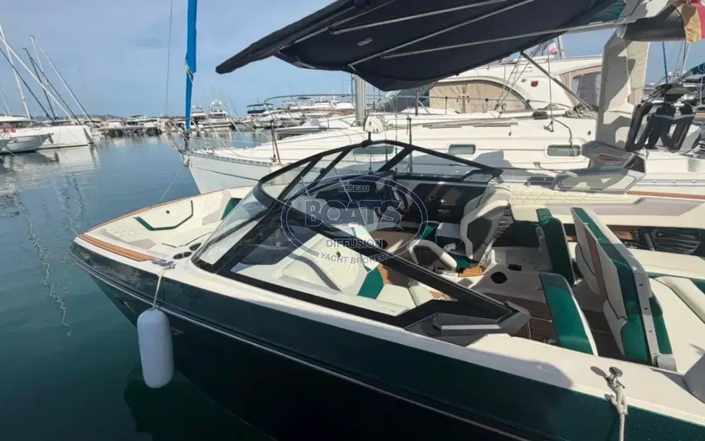 slider 9 Nautique G23