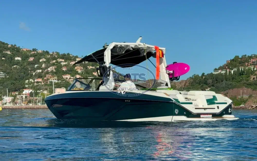 slider 4 Nautique G23