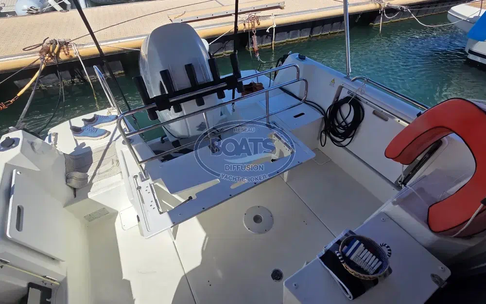 slider 14 Beneteau Antares 7