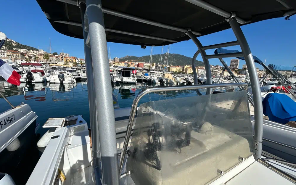 slider 10 Chris Craft Sea Hawk 213