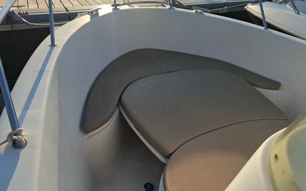 slider 23 Pacific Craft 550 Open