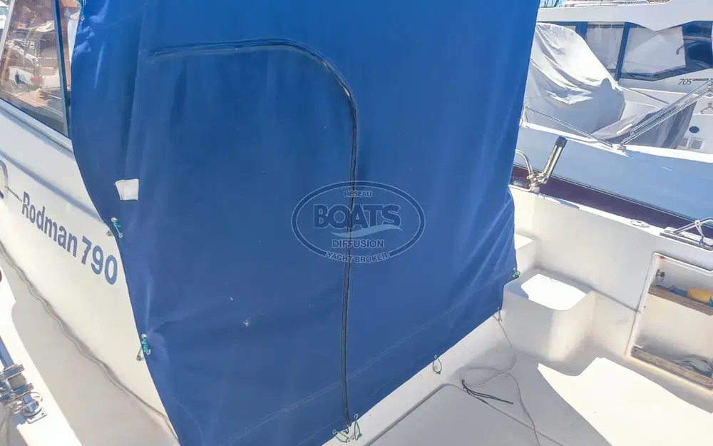 slider 13 Rodman 790 Fisher Sport