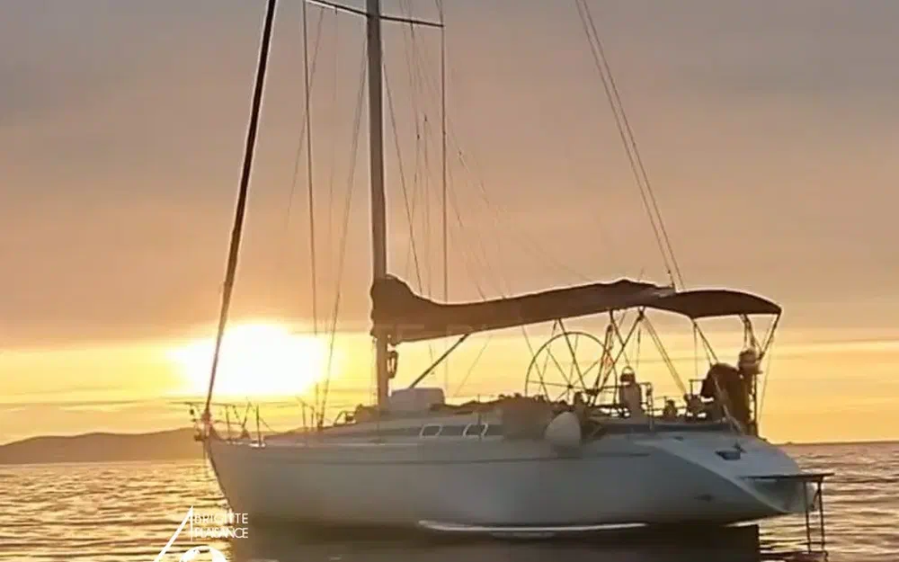 slider 0 Comar Yachts COMET 420