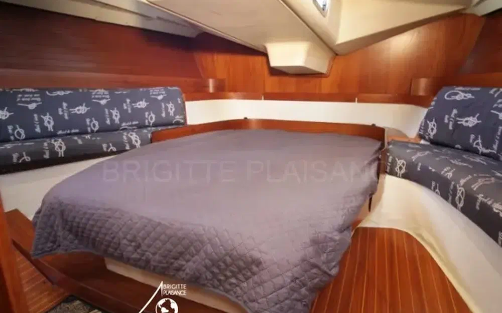 slider 7 Comar Yachts COMET 420
