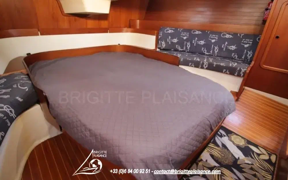 slider 8 Comar Yachts COMET 420