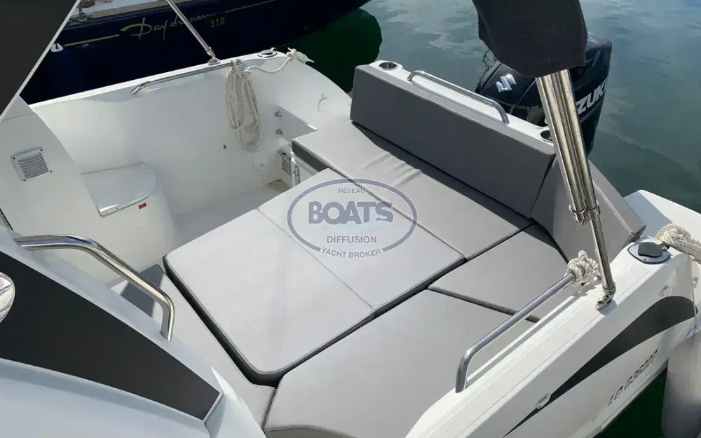 slider 13 Beneteau Antares 7 OB