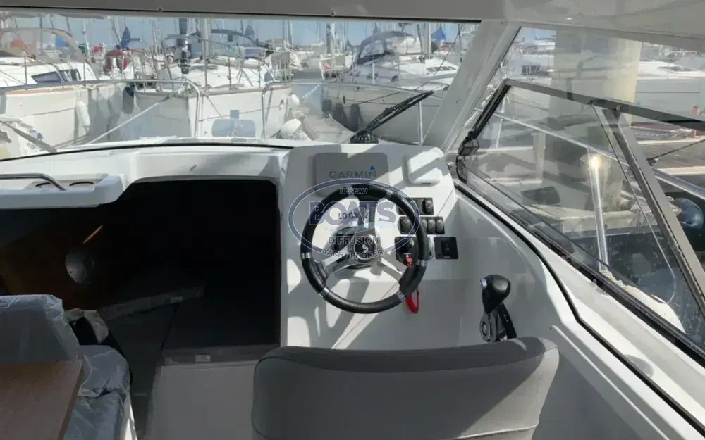 slider 2 Beneteau Antares 7 OB