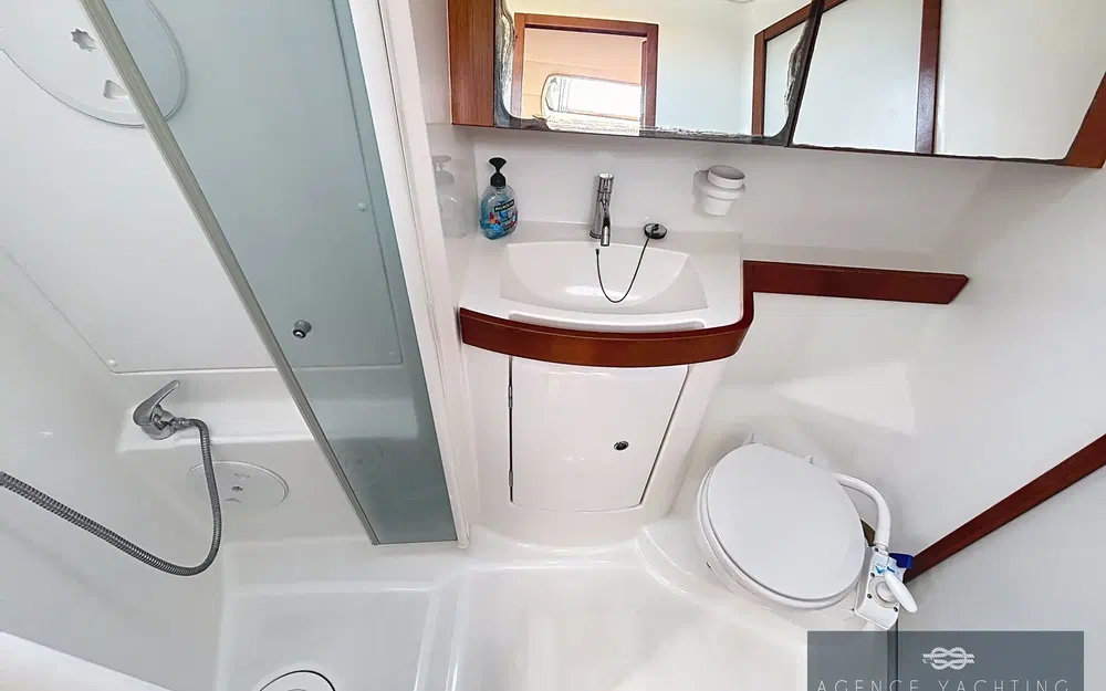 slider 13 Beneteau Oceanis 40