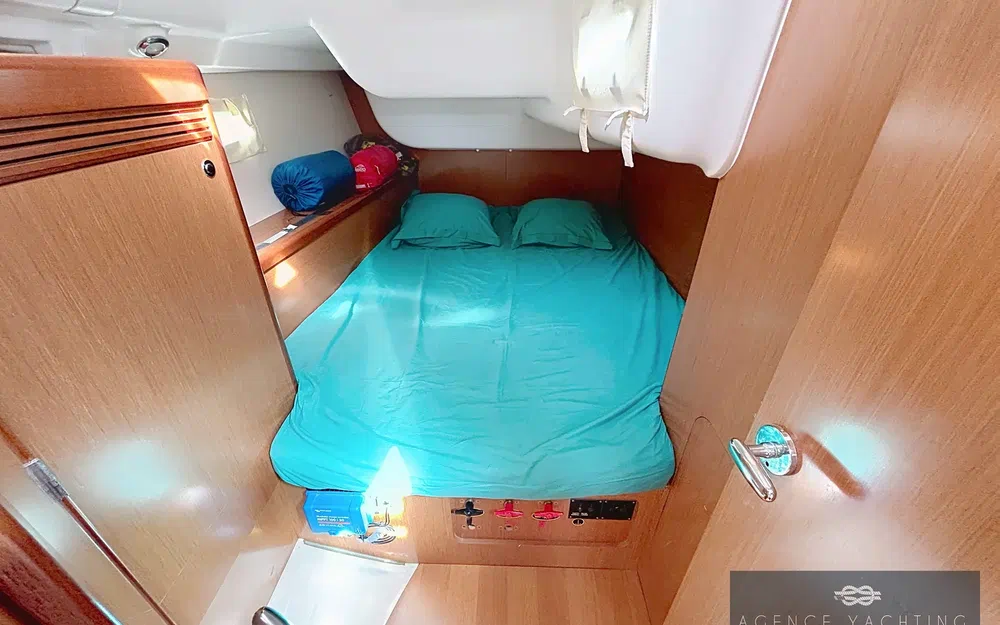 slider 16 Beneteau Oceanis 40