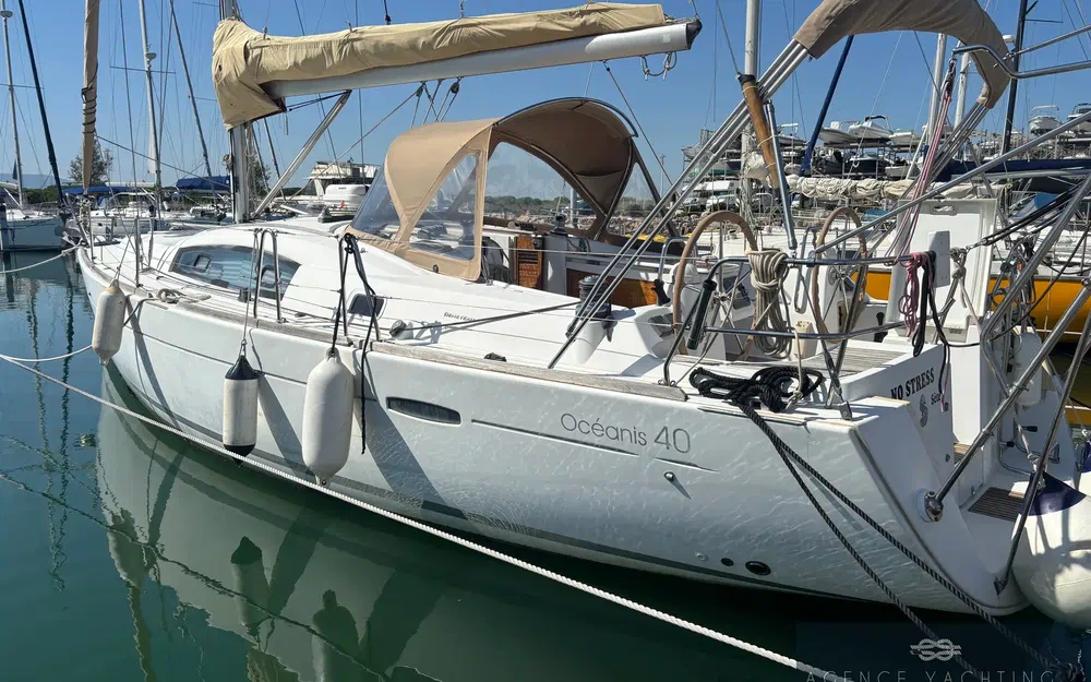 slider 21 Beneteau Oceanis 40