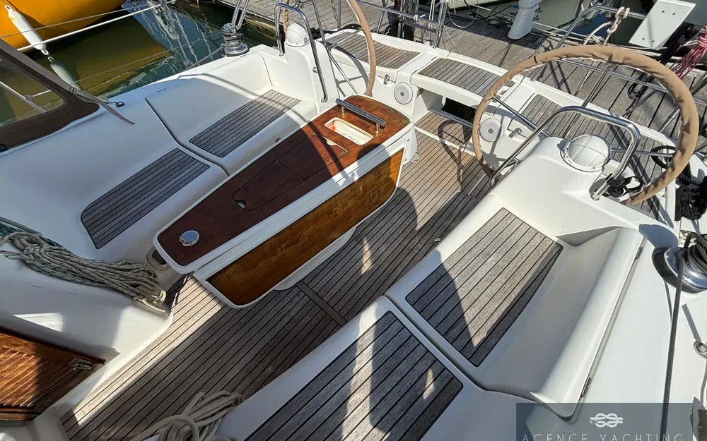 slider 26 Beneteau Oceanis 40